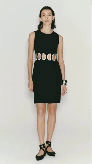 Share Towholesale Customized Women Career Dresses High Quality Wool Fabric Waist Drawstring Back Slip Design Suit Dress for Woman Summer Wear 